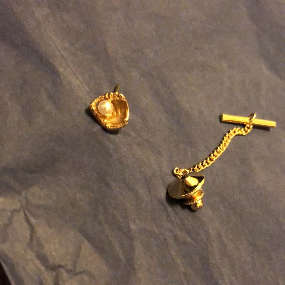 10kt baseball genuine pearl mitt glove tie tack softball pitcher - Picture 3 of 12